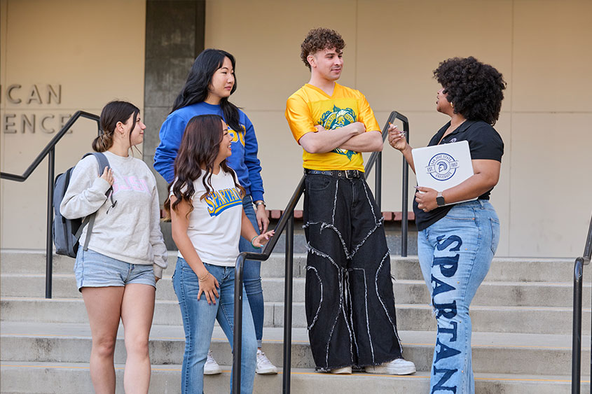 SJSU students on campus