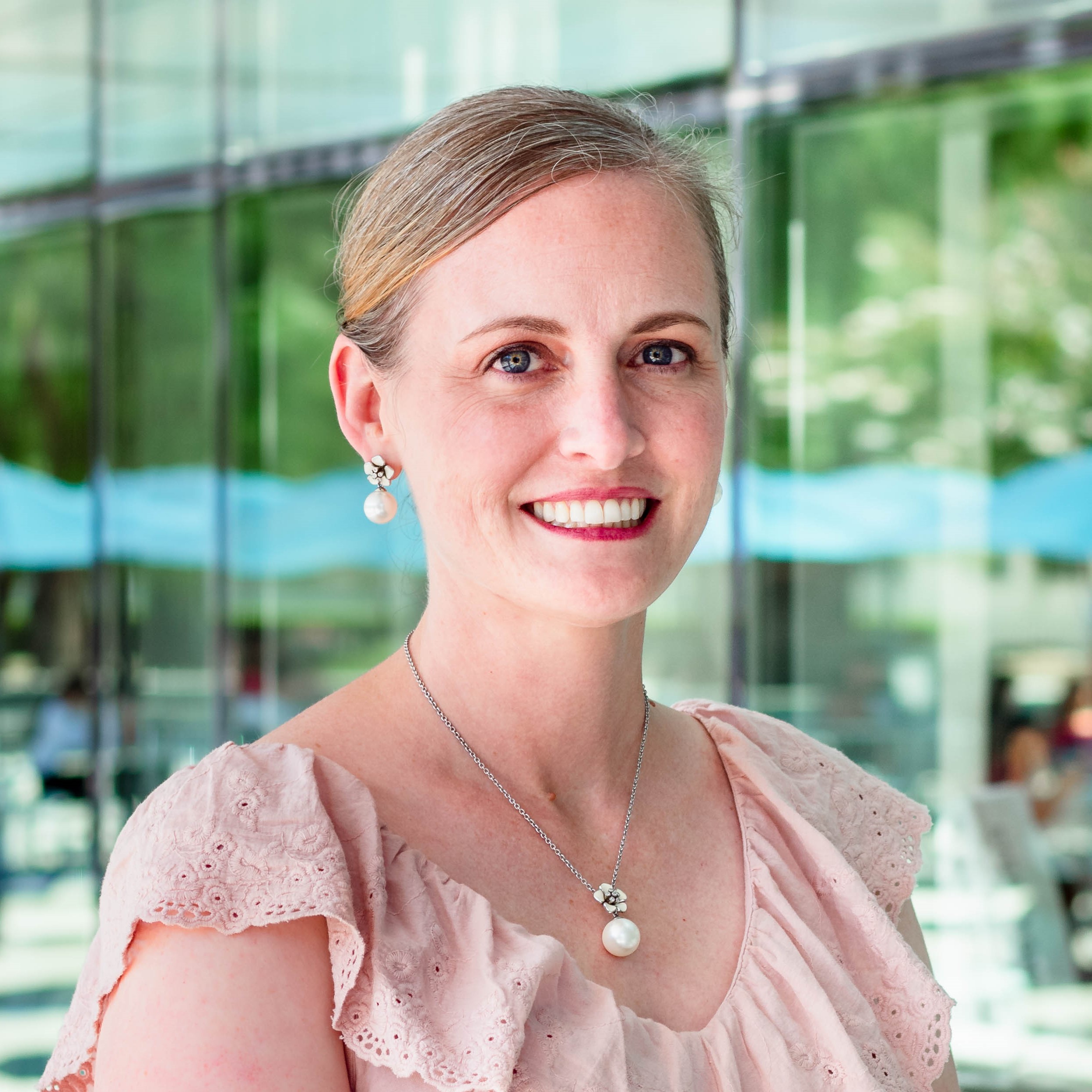 headshot of andrea golloher